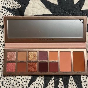 Anastasia Beverly Hills Primrose